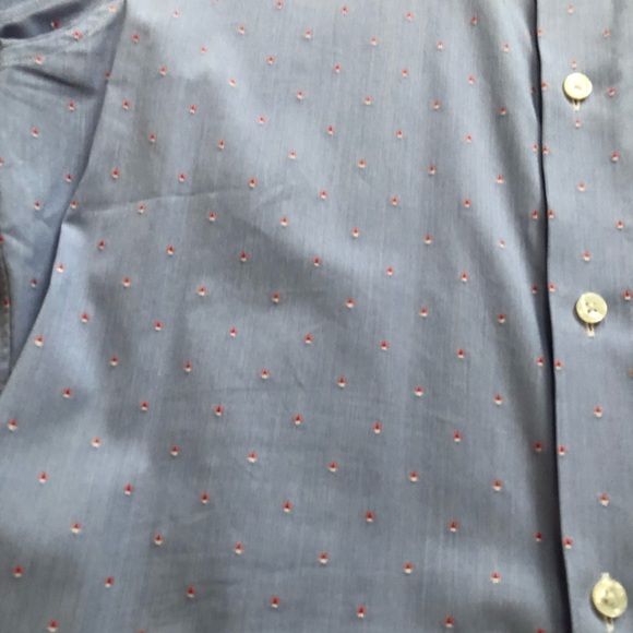 Dress shirt Medium. - Picture 2 of 4